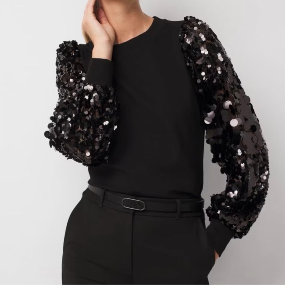 Sioni Black Sweatshirt with Sequin Sleeves